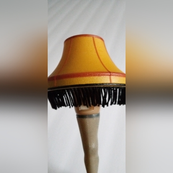 Leg Lamp Night Light - Picture 5 of 11